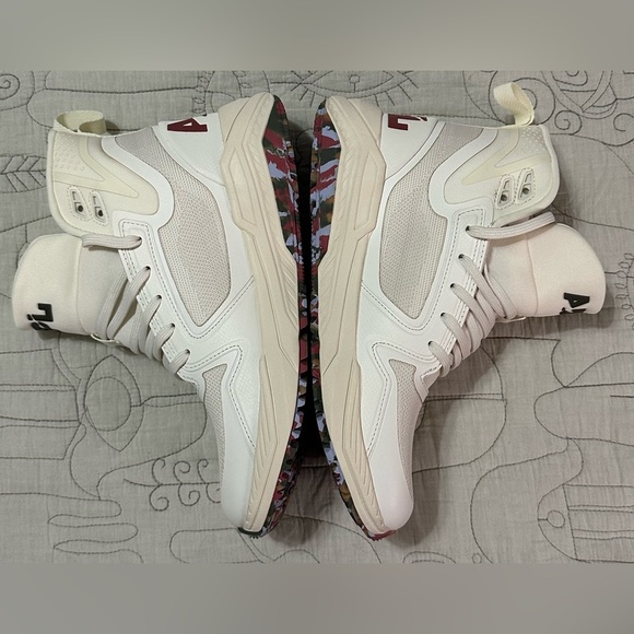 NIB APL TechLoom Defender High-top Hiking Sneakers Sz 8 Pristine Off-white Cream - Picture 3 of 10